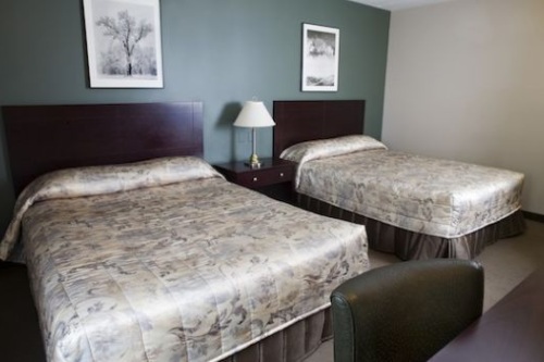 Heritage Inn Brooks 002